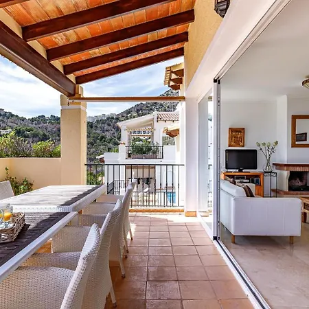 Дом отдыха Buganvillas Альтеа